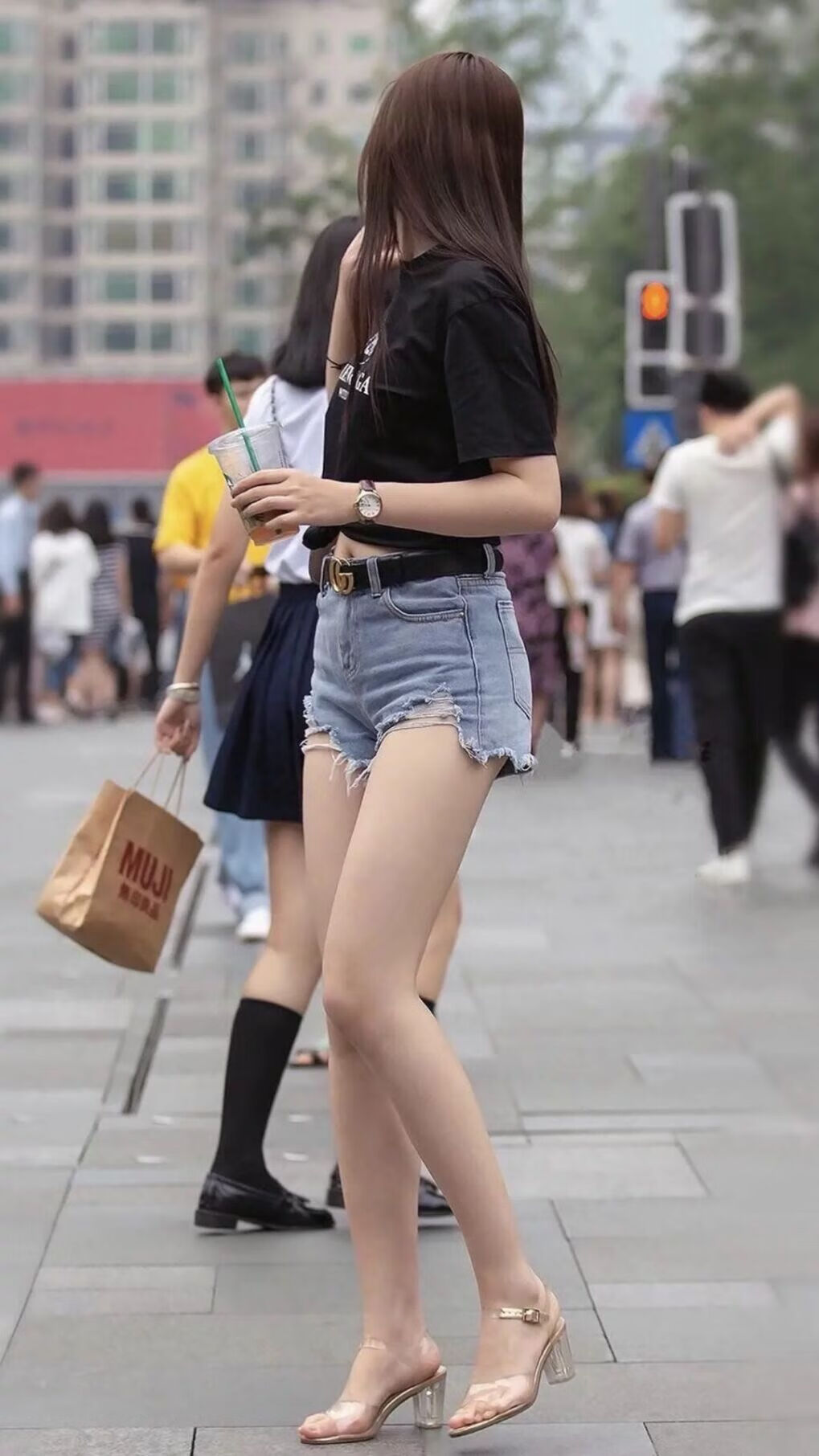 逆境中获胜：车手的经典逆转戏码，逆境翻盘